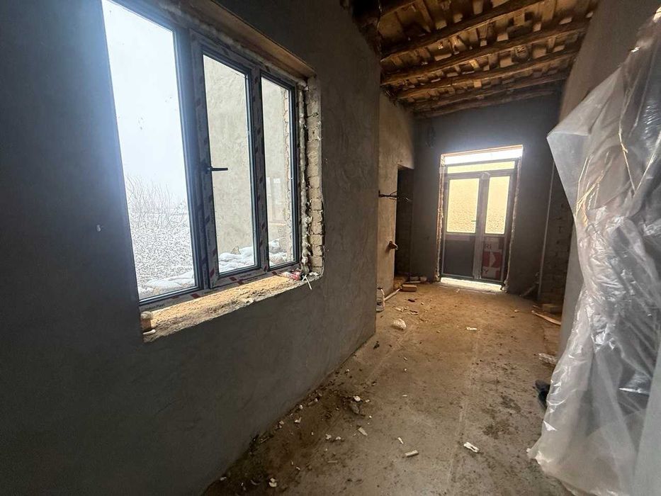 Нурафшон шаҳри Марказида участка сотилади