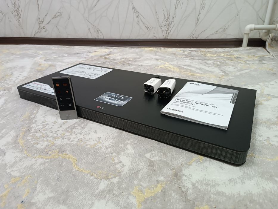 Soundbar LG Bluetooth 4.1 Sound Plate.