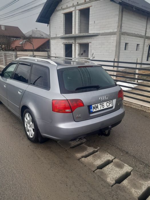 Vand Audi A4b7 an 2006  140 cai diesel