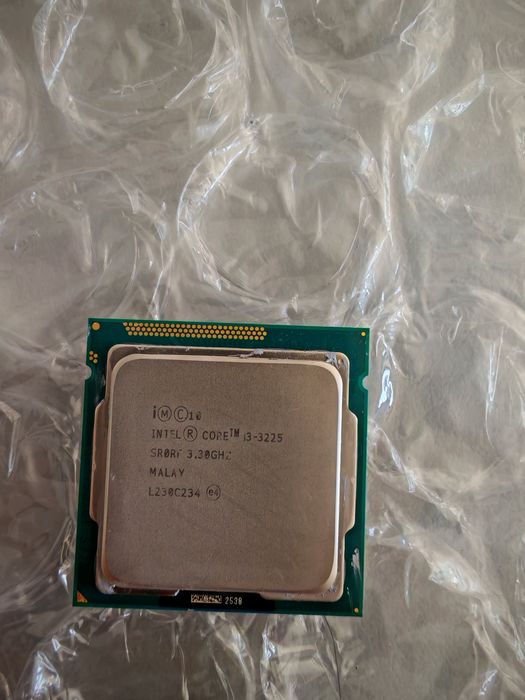 Процесор i3 - 3225 сокет LGA1155