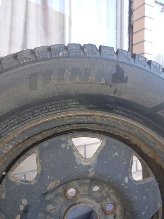Продам шины с дисками