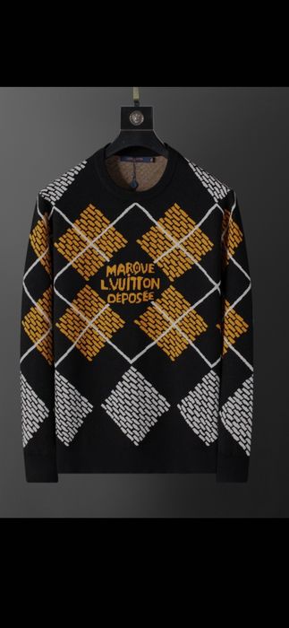 Pulover Vuitton, Burberry, Gucci, Prada, modele 2027