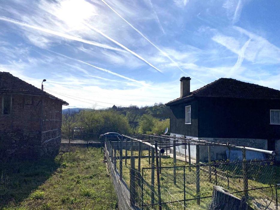 Продава се Къща в Бургас, Център - 112 кв.м за 249 €/кв.м - Снимка #8