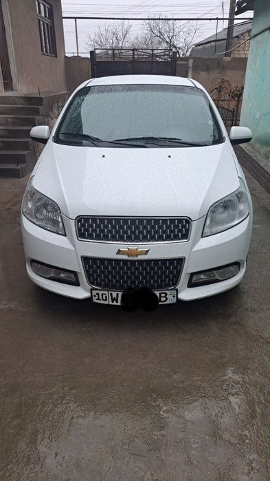 Продаётся нексия 3