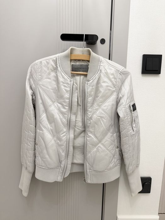Calvin Klein ветровка женская оригинал XS