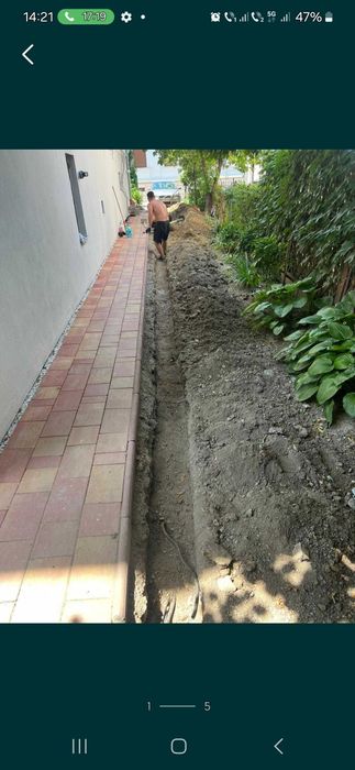 Demolari si sapaturi manuale