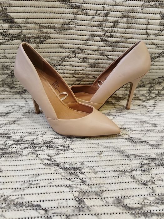 Дамски обувки на ток