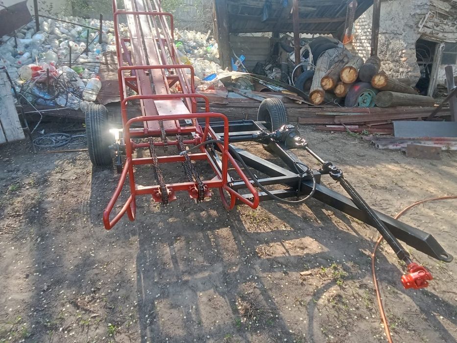 Продаю прицеп погрузчик тюков сена