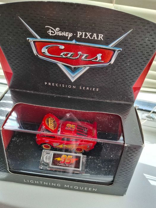 Disney cars Fulger McQueen colectie