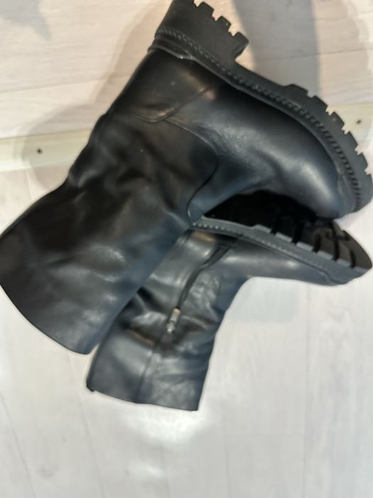 Продам зимний обувь