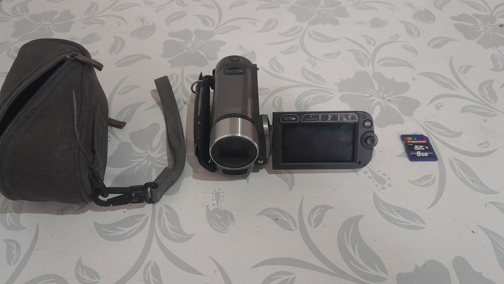 CANON .video kamera 32.zoom.