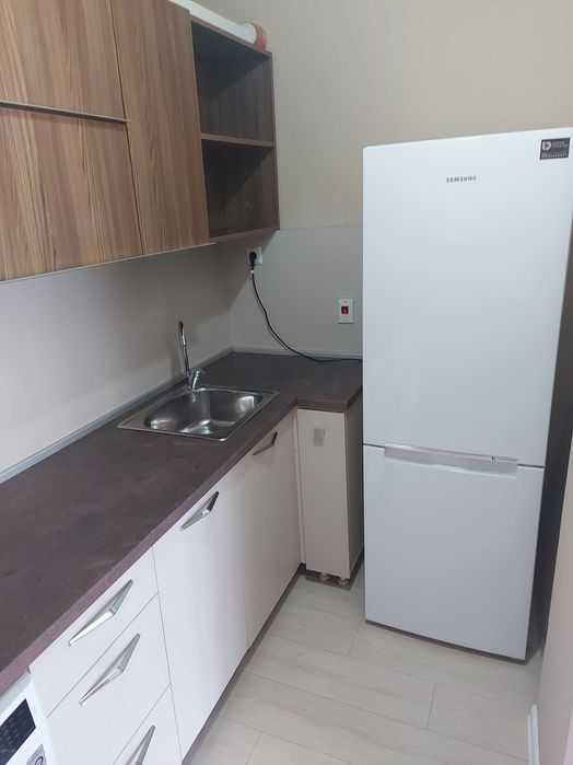 Дава се под наем Двустаен апартамент в Кърджали, Център - 73 кв.м за 357 € - Снимка #5