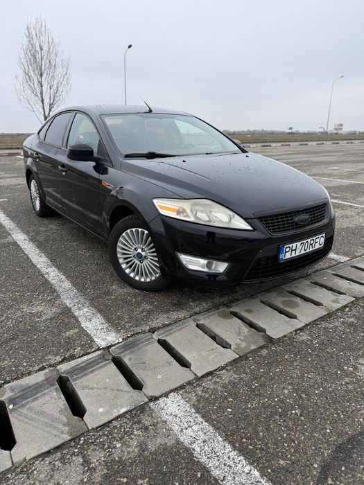 Vând Ford Mondeo!