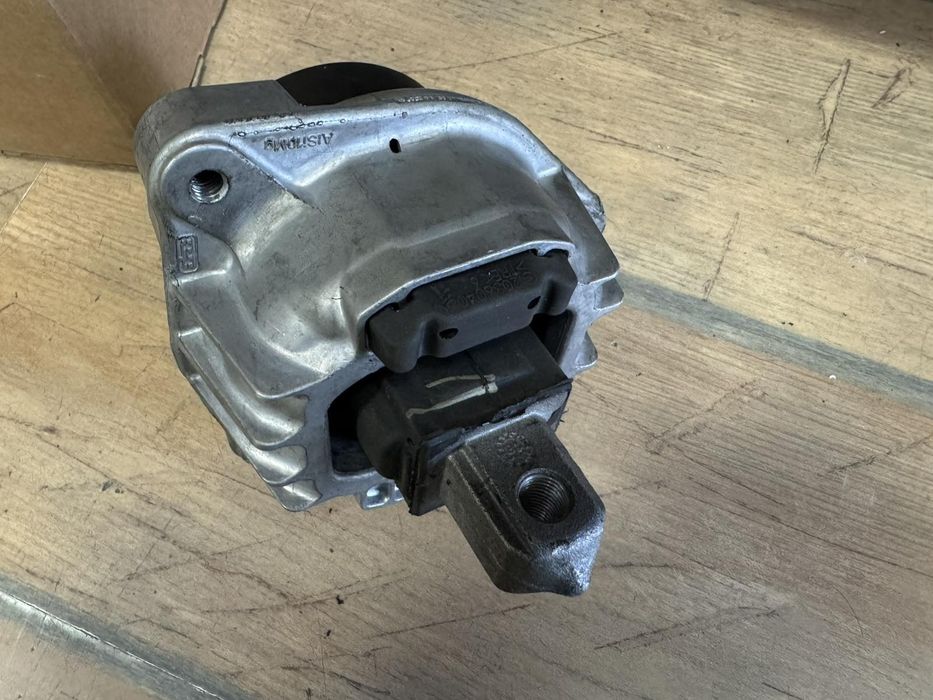 Оригинален тампон, двигател  BMW 5 (F10), 5 (F11), 5 GRAN TURISMO (F