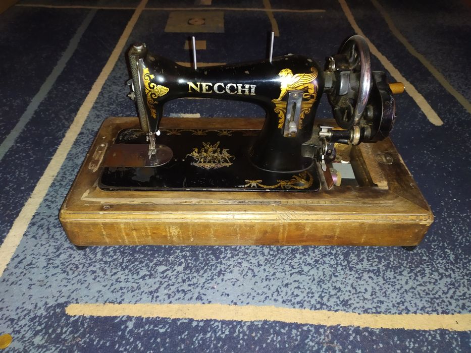 Ретро шевна машина NECCHI