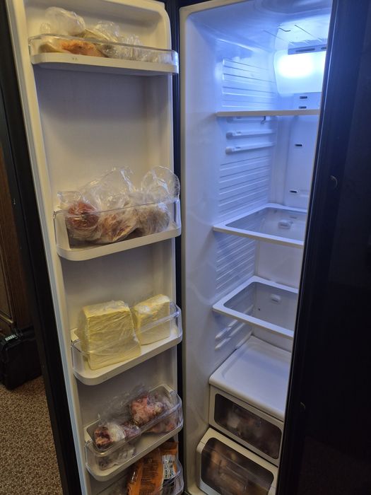 Холодильник двухдверный Samsung