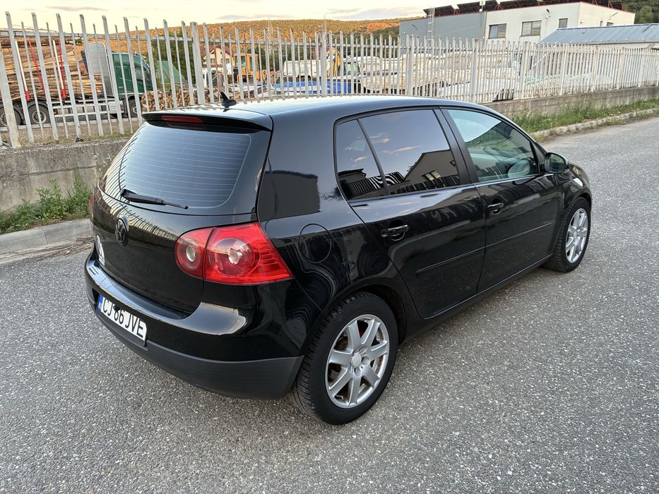 VOLKSWAGEN Golf 2004 — imagine 5