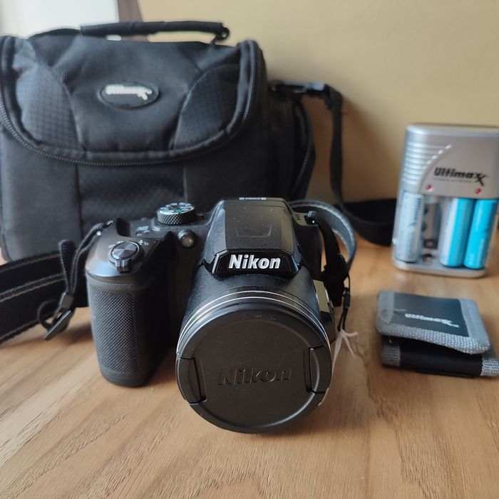 Nikon coolpix B500