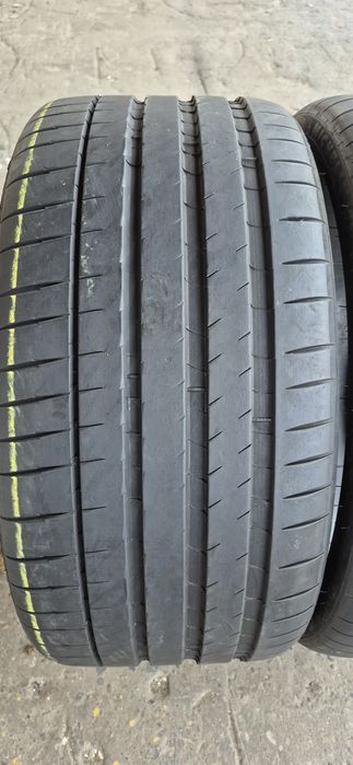 2 anvelope vara ca noi Michelin 285/30/22,dot 2024.Pretul este pe buc.