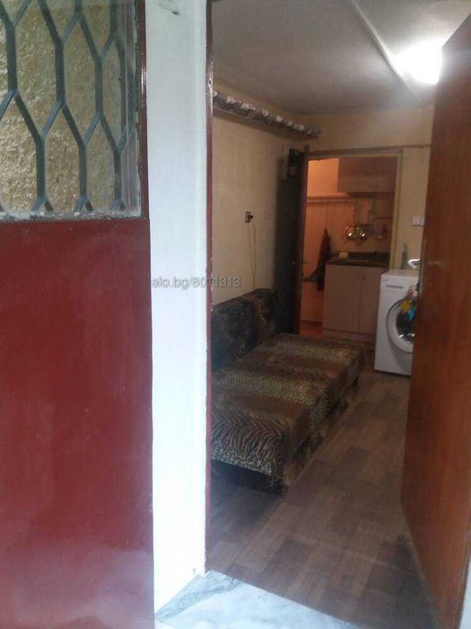 Дава се под наем Едностаен апартамент в Велико Търново, Бузлуджа - 25 кв.м за 204 € - Снимка #6