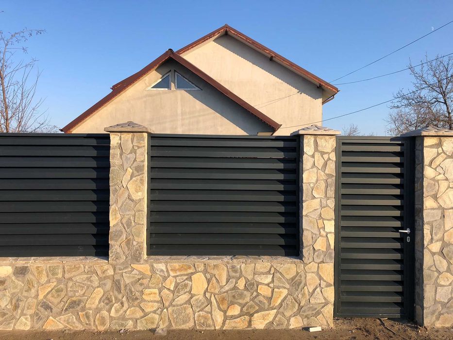 Panou Gard Tip Jaluzea Metalic zincat vopsit electrostatic