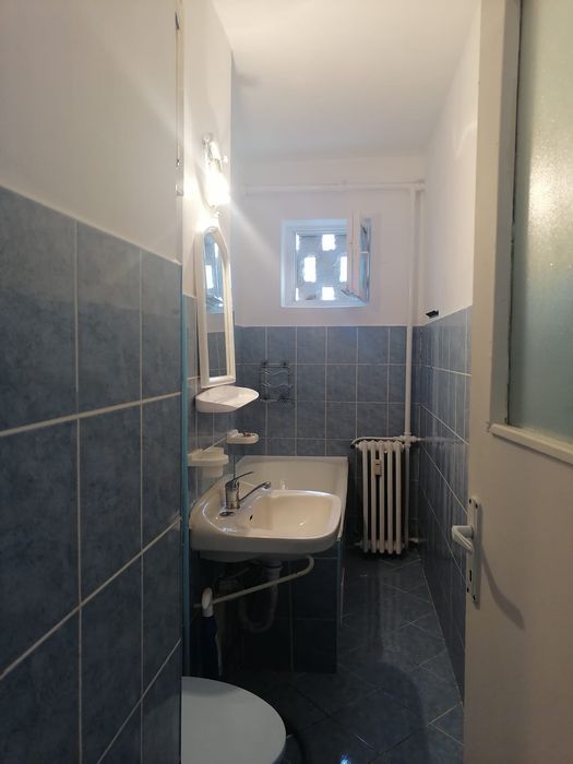 Inchiriez apartament 2 camere