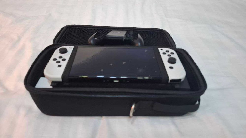 Nintendo Switch OLED White