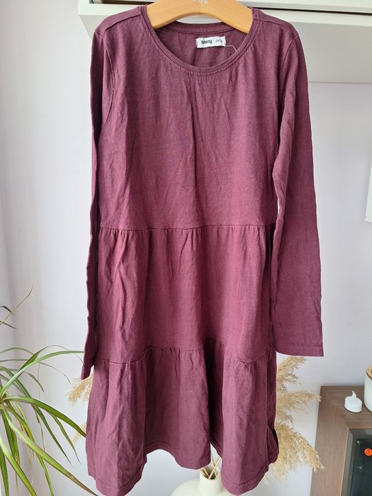 Лот детски рокли 134