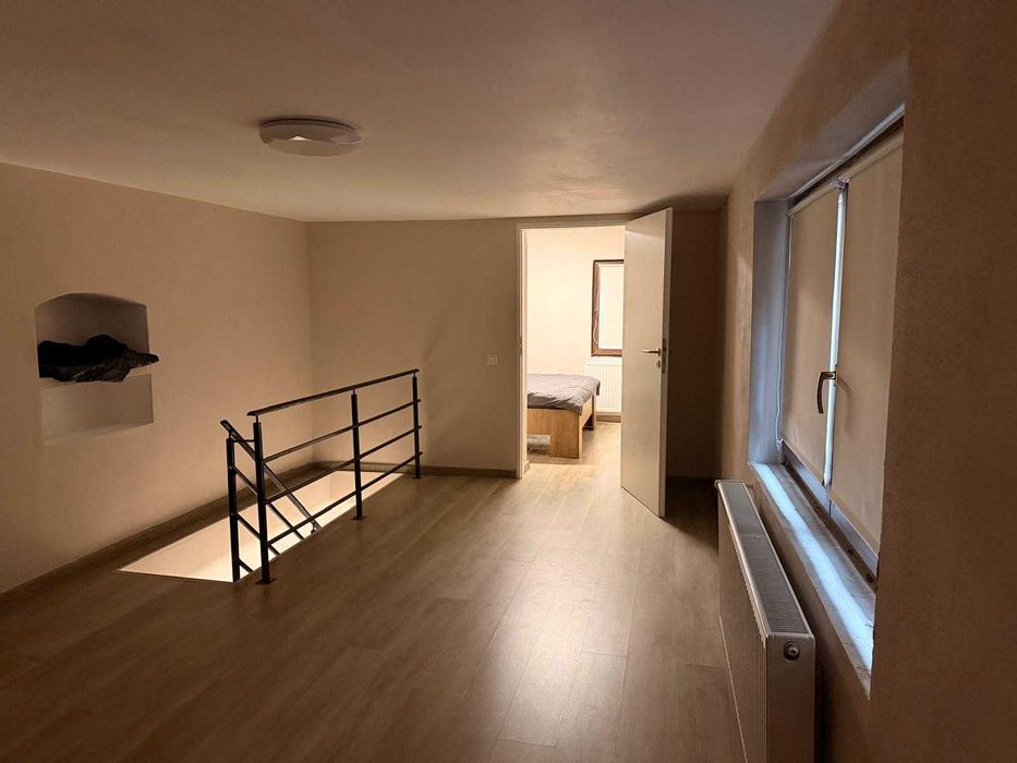 Apartament cu 3 cam pe centru in Cisnadie- Renovat