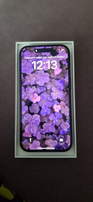 Продам Iphone 16