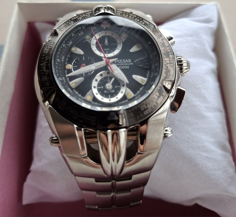 Ceas Pulsar Chronograph 100M – by Seiko  – design premium