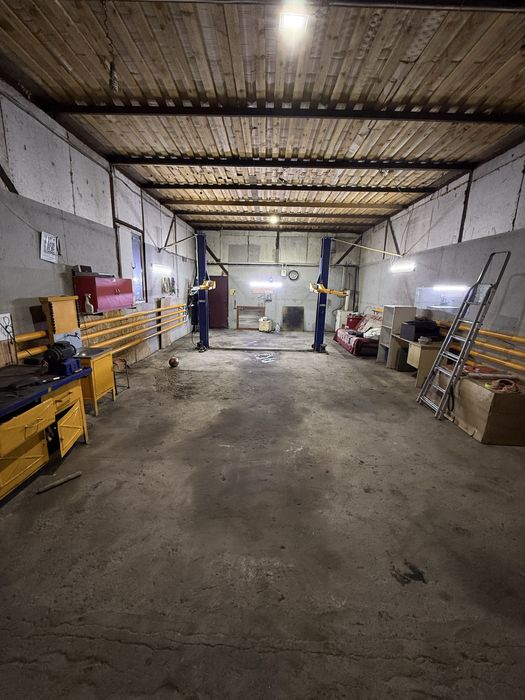 Сдается большой гараж