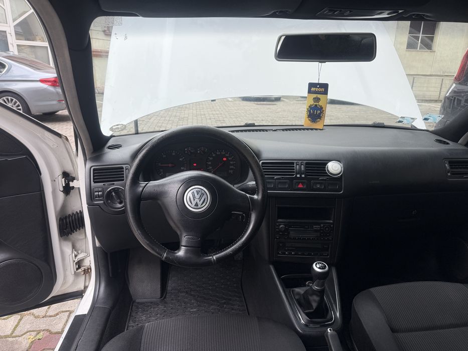 Volkswagen BORA 1.9 TDI ALH Unic Proprietar de NOUA - SCHIMB cu Retro