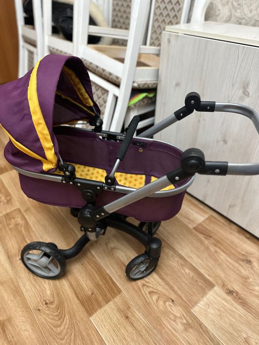 Коляска для кукол