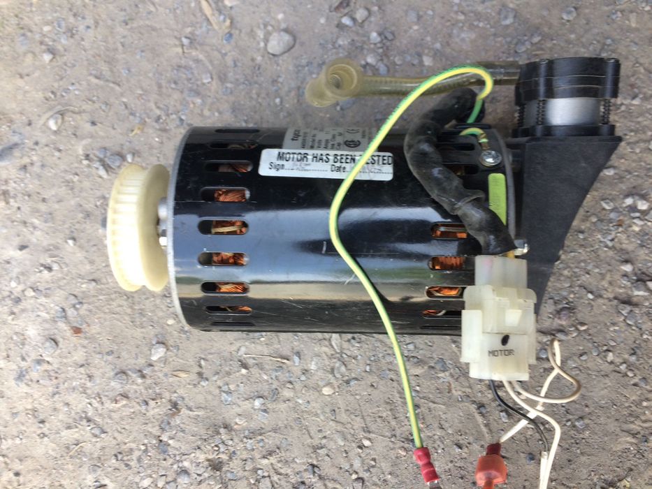 Продам Электродвигатель