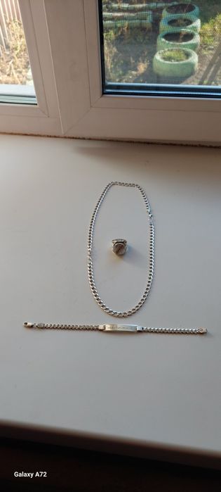 Продам серебро 47000