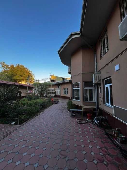 Сдаётся дом под бизнес 400 м² в Яшнабадском районе ор-р Бодкина