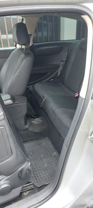 Citroen c4 1,6 hdi 110 cp fără filtru dpf