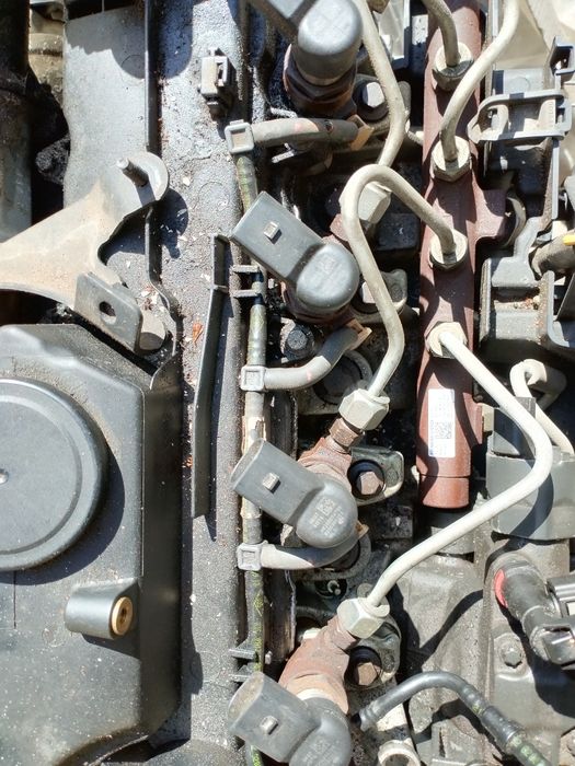 Продавам помпа за високо налягане за Нисан кашкай 1,5 dci