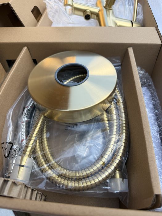 Baterie freestanding Britton Hoxton, monocomanda,auriu