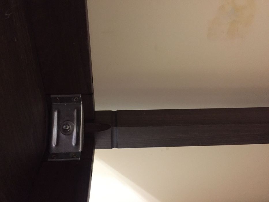 Продам стол  для гостинной