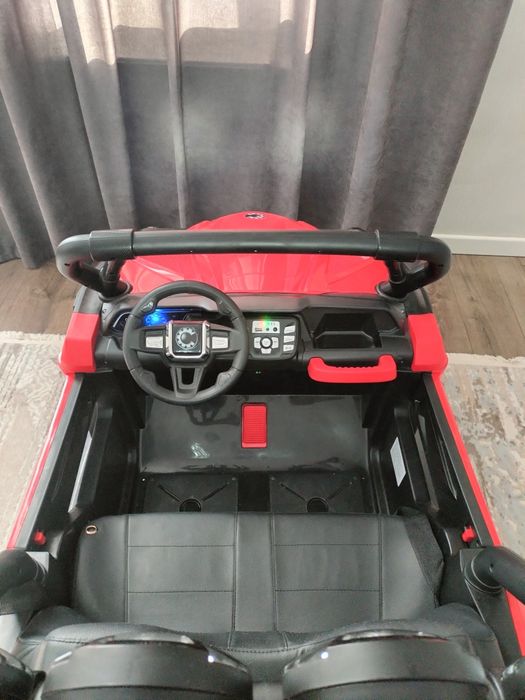 Продам Buggy B-903 красный