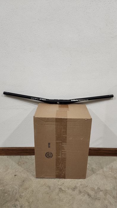 Ghidon RaceFace Atlas nou 35 820mm
