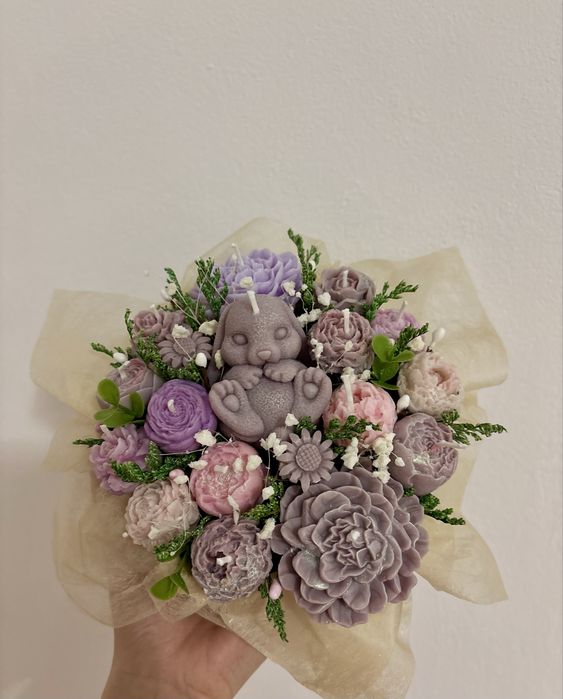 Aranjamente cu flori din ceara de soia