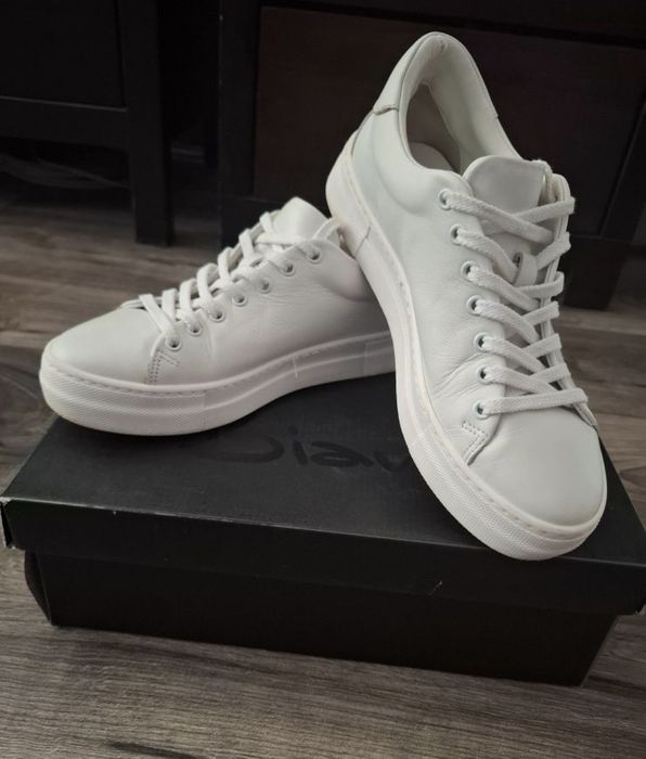 Маратонки Adidas,Nike ,Reebok Zig Dynamica  и кецове Bianki