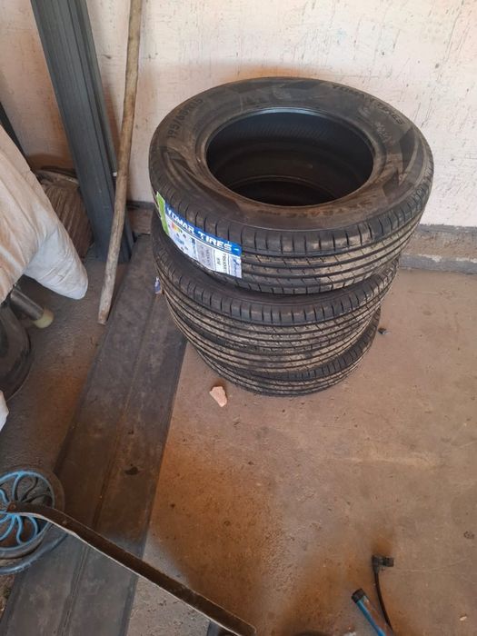 Продам новые шины