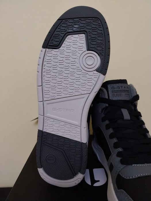 Мъжки обувки ,чисто нови