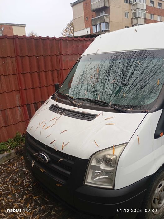Vând Ford Transit