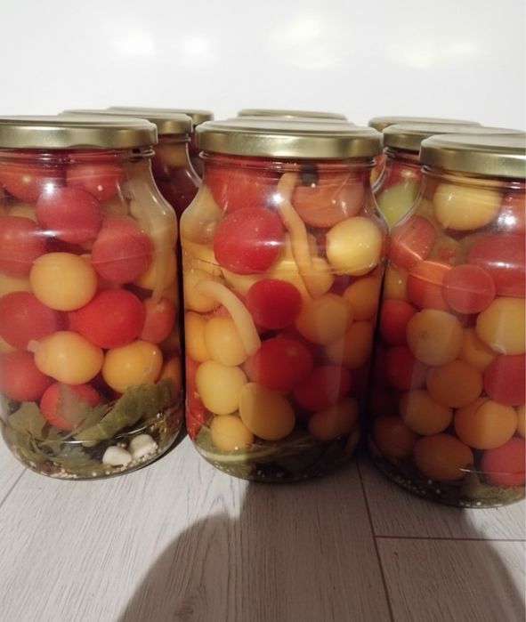 Маринованные домашние помидоры