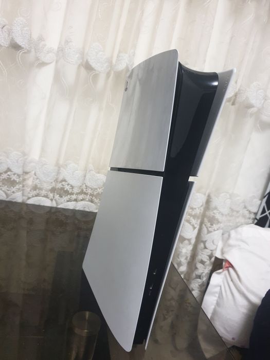 Se vinde ps 5 digital edition slim